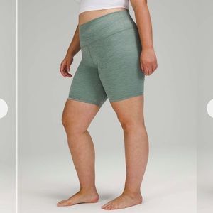 Lululemon align 8” shorts